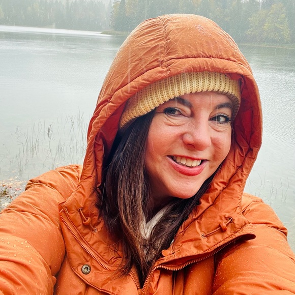 Meet your Posher, Shelly - Picture 3 of 4